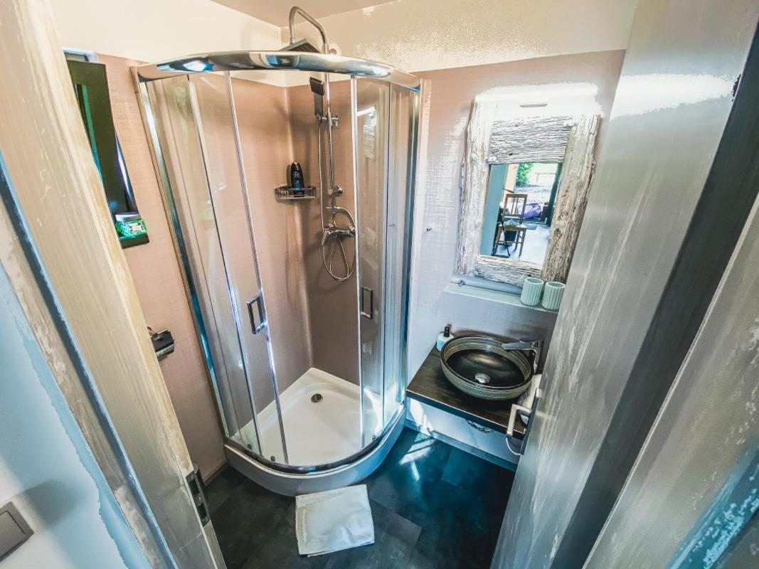 Hotel Kouty - Lesni Apartmany Ledeč nad Sázavou Extérieur photo